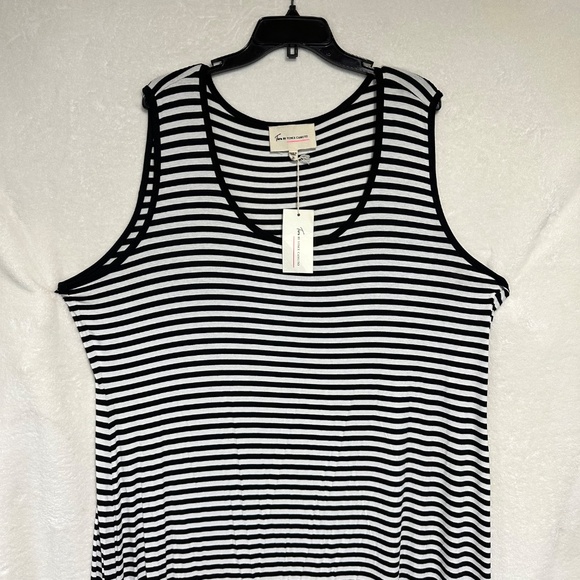 Two by Vince Camuto Women's Dress 3X Black/White Striped Sleeveless Maxi Stretch - Picture 3 of 8